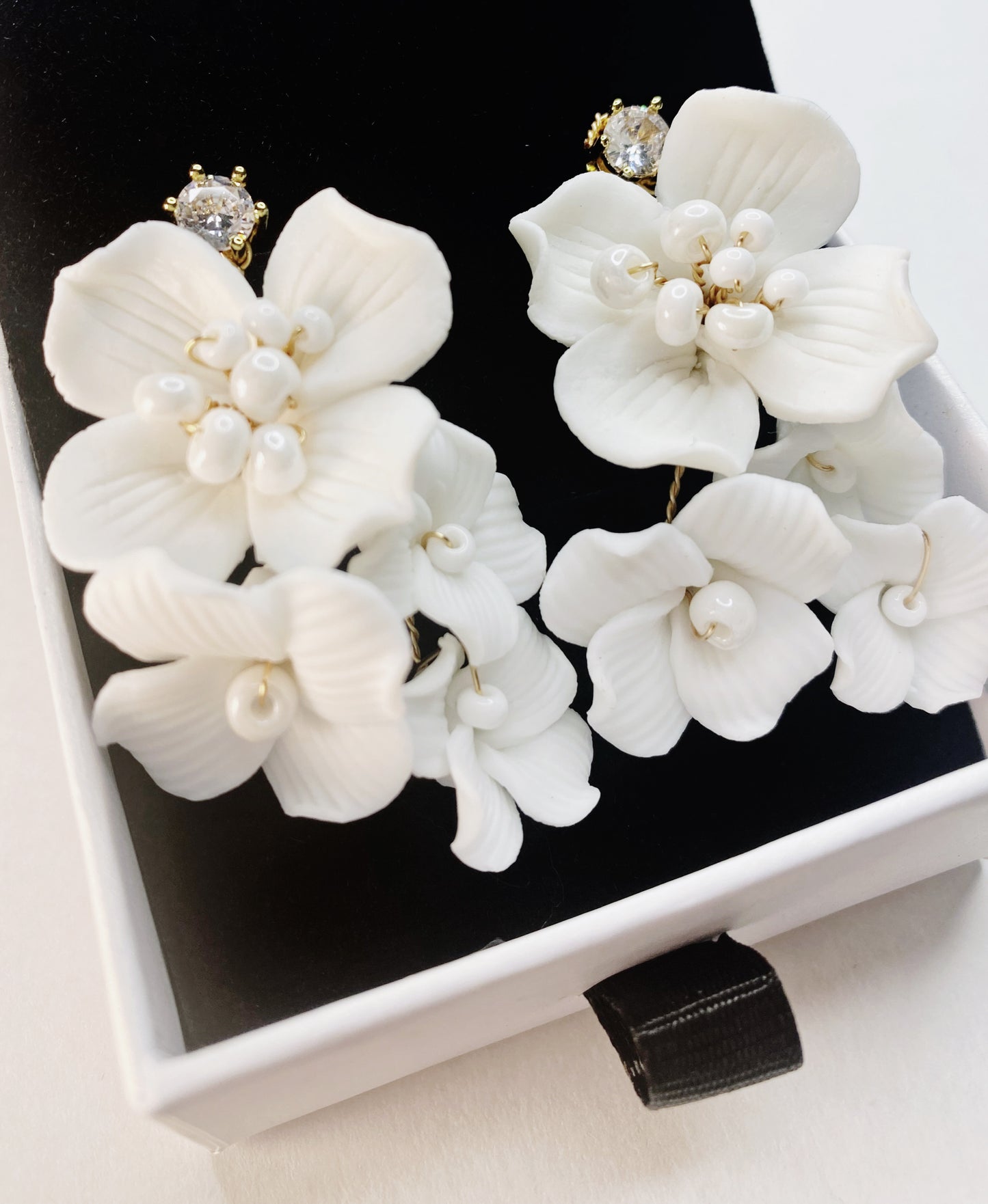 Porcelain bridal flower earrings 
