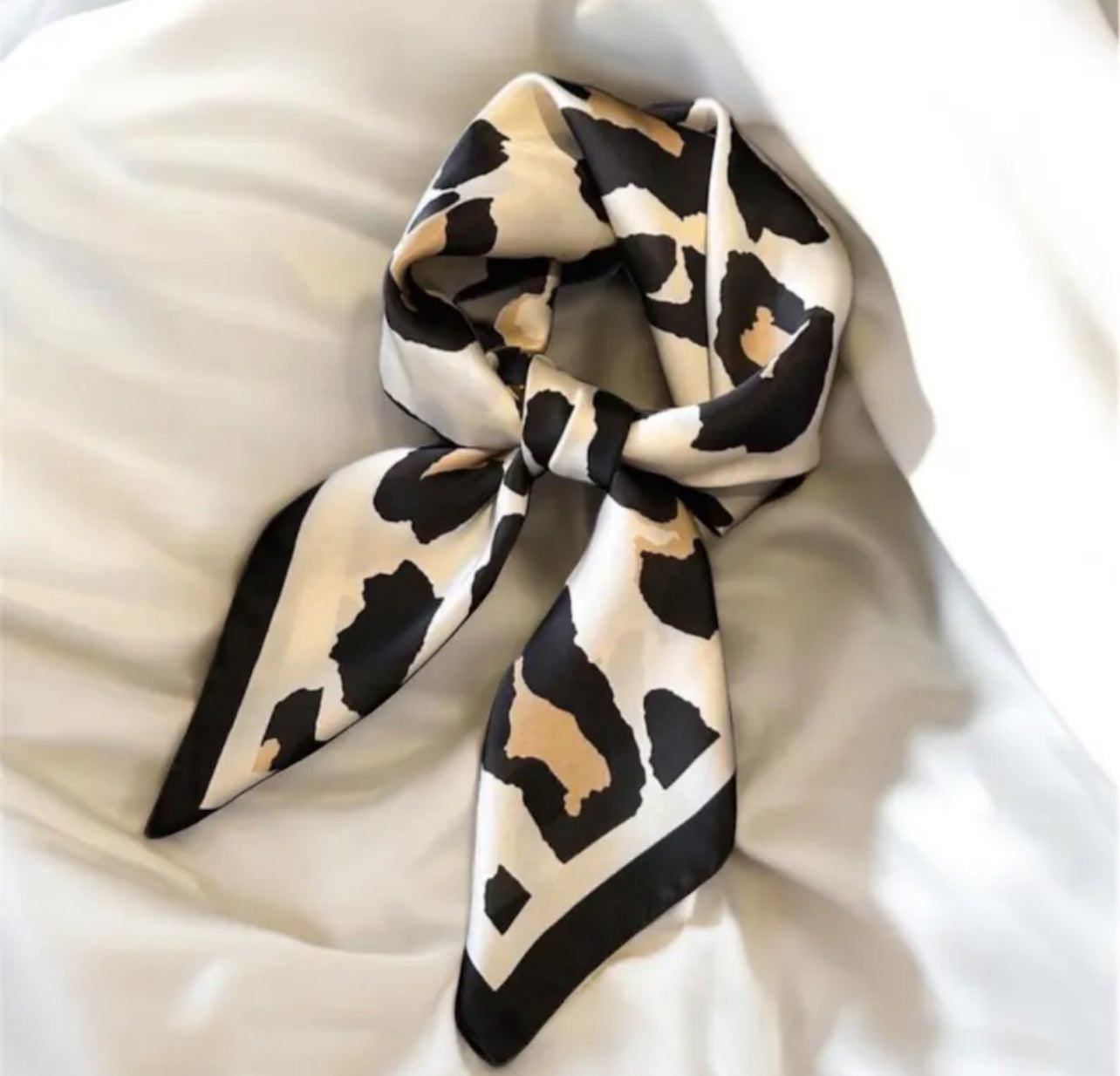 Leopard print scarf